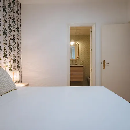 Lirio Suite Apartment - Private Parking Included Siviglia Esterno foto