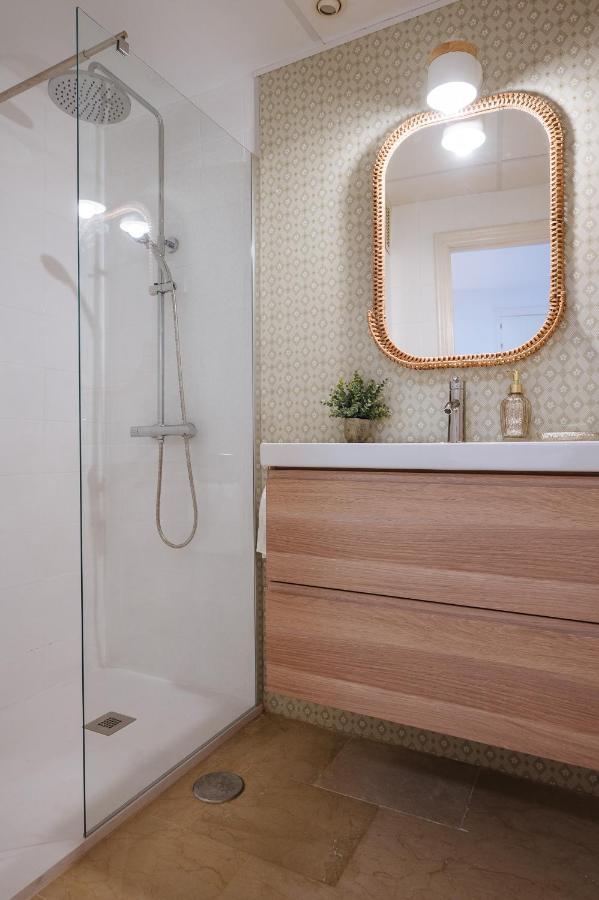 Appartement Lirio - Private Parking Included Sevilla