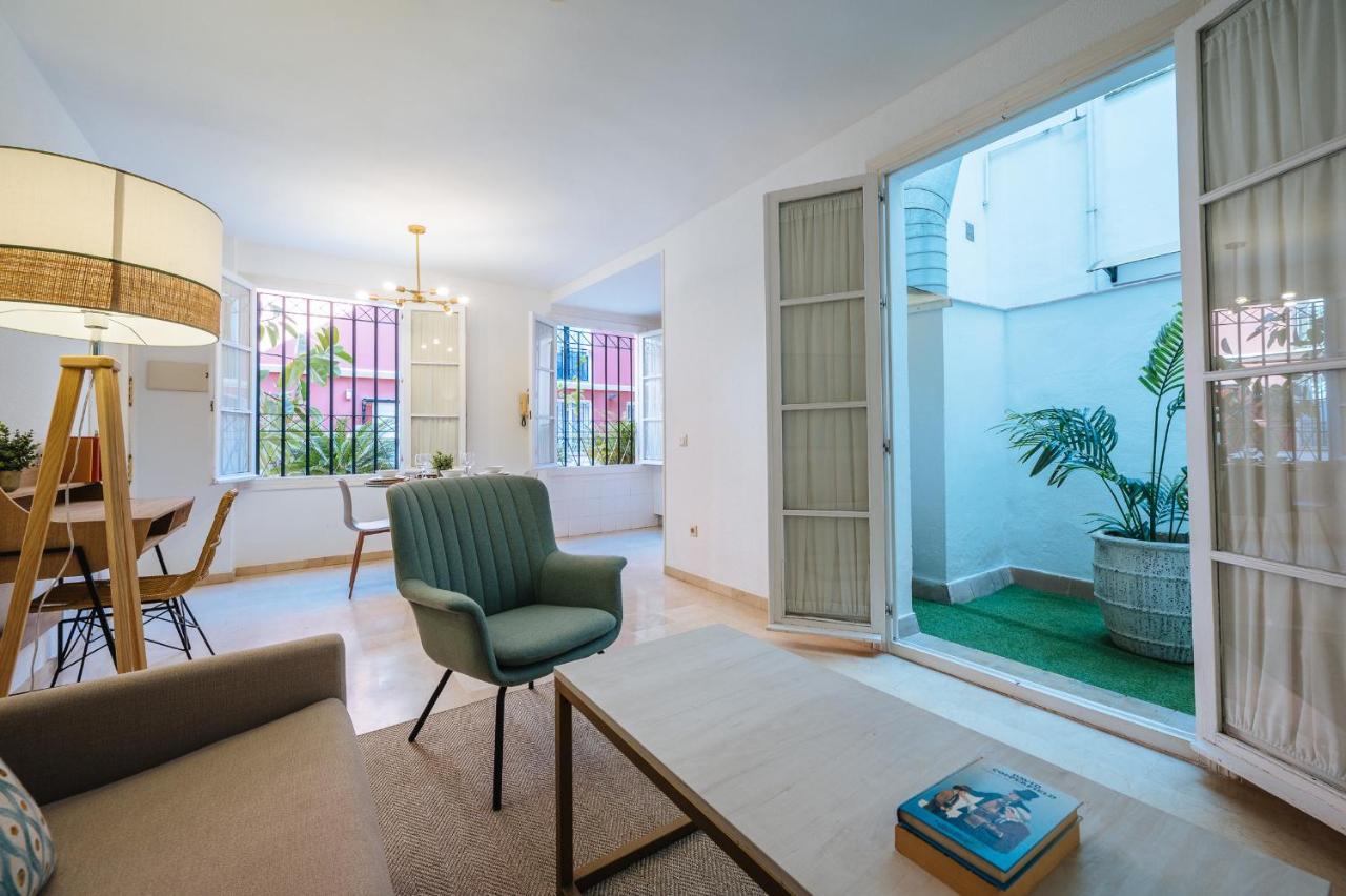 Apartment Lirio - Private Parking Included Seville