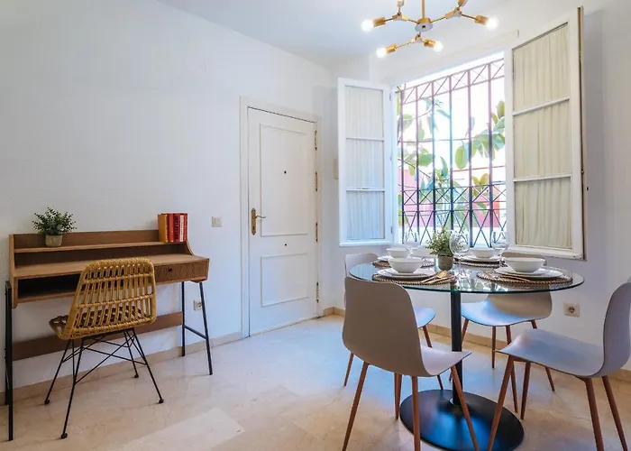 Lirio Suite Apartment - Private Parking Included